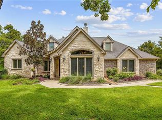 18339 Copper River Dr, College Station, TX 77845