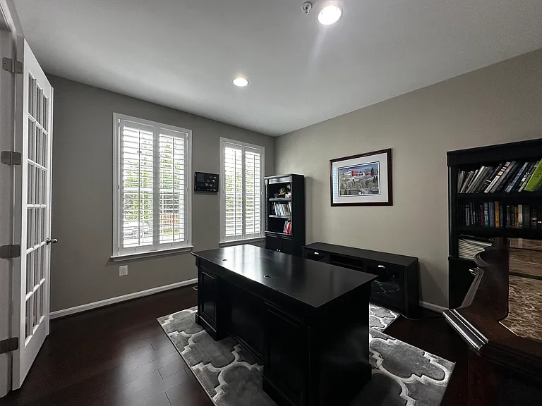 904 Saint Martins Loop — Photo 9