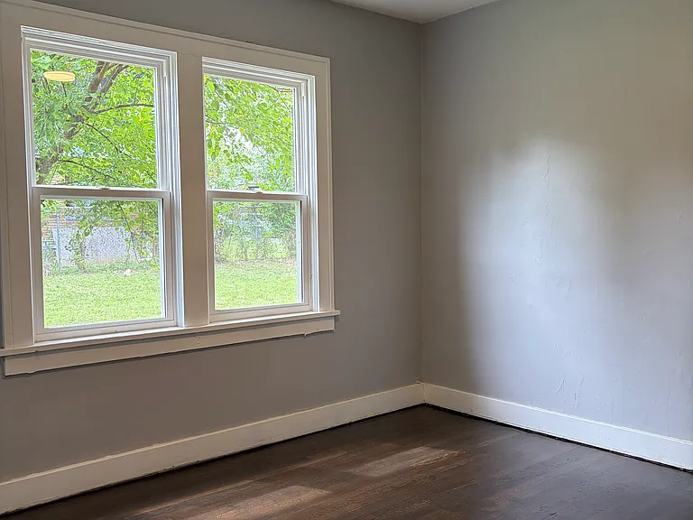 5215 Highland Ave — Photo 7