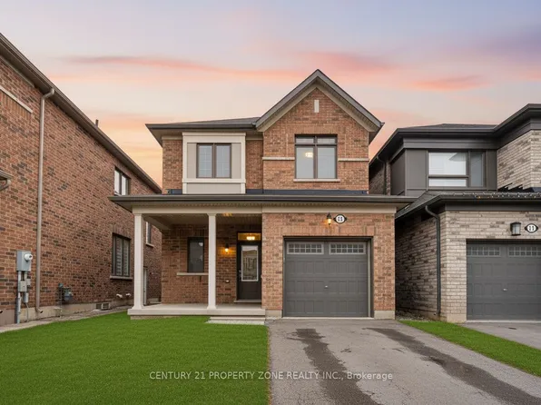 13 Boothill Dr N, Brampton, ON L7A 5E5