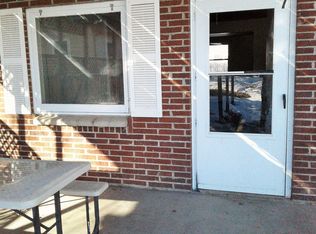 120 Warren St #7, Thermopolis, WY 82443