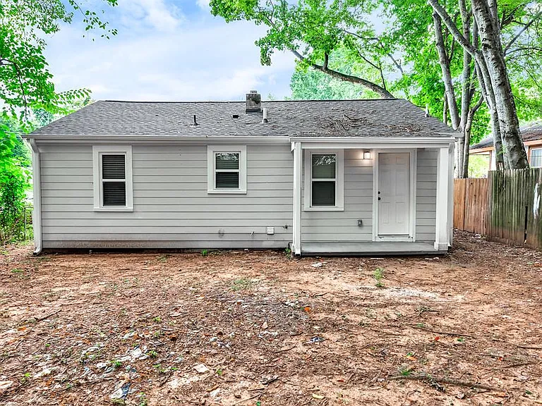 2910 Wilson Dr NW — Photo 20