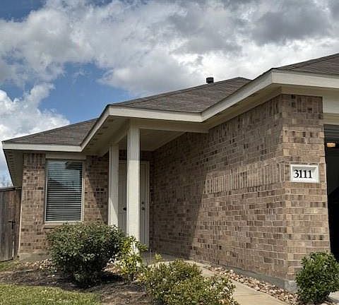 3rd image of 3111 Stotesbery Dr