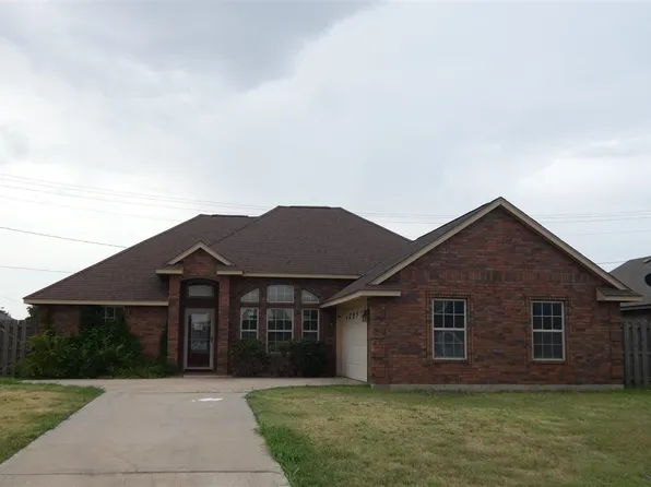 612 W Indiana St, Walters, OK 73572