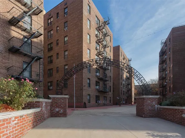 83-77 Woodhaven Boulevard image 13 of 13