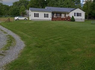 68 Hurd Rd, Nettie, WV 26681