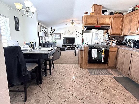4th image of 230 W Prairie Dog Ln