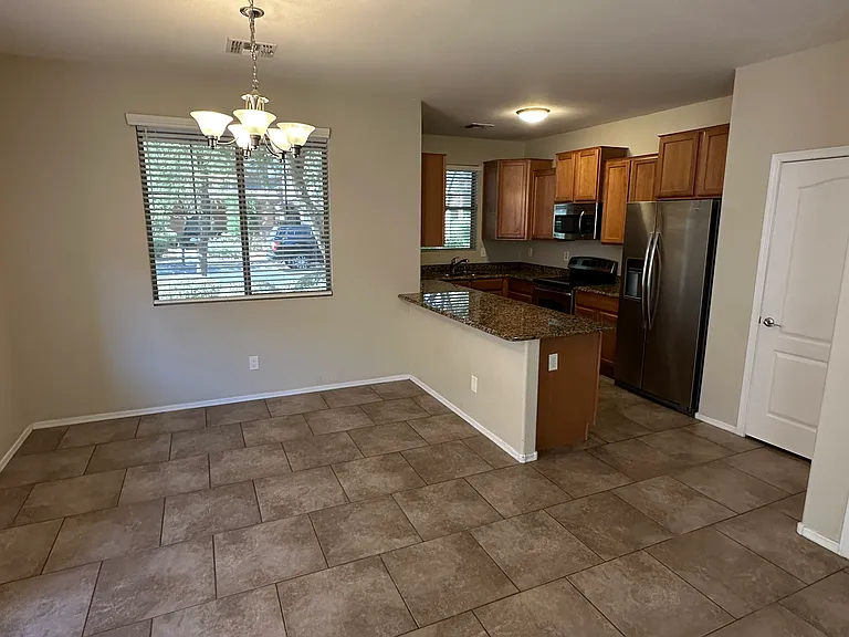 4388 E Selena Dr — Photo 4