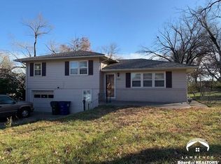 1307 W 22nd St, Lawrence, KS 66046