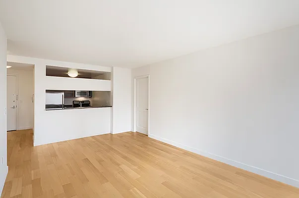 Rented by The Moinian Group | media 4