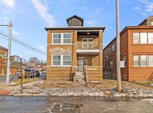 830 W 11th Ave, Gary, IN 46402