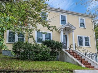 202 High St, Dedham, MA 02026