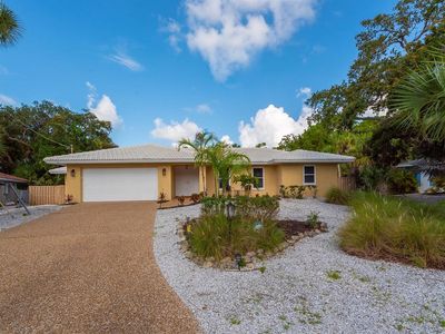 718 Birdsong Ln, Sarasota, FL, 34242