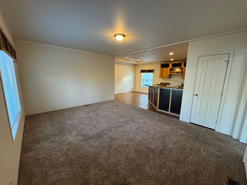 1st image of 608 105th Street Ct E