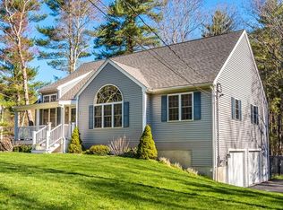 232 Old Center St, Middleboro, MA 02346