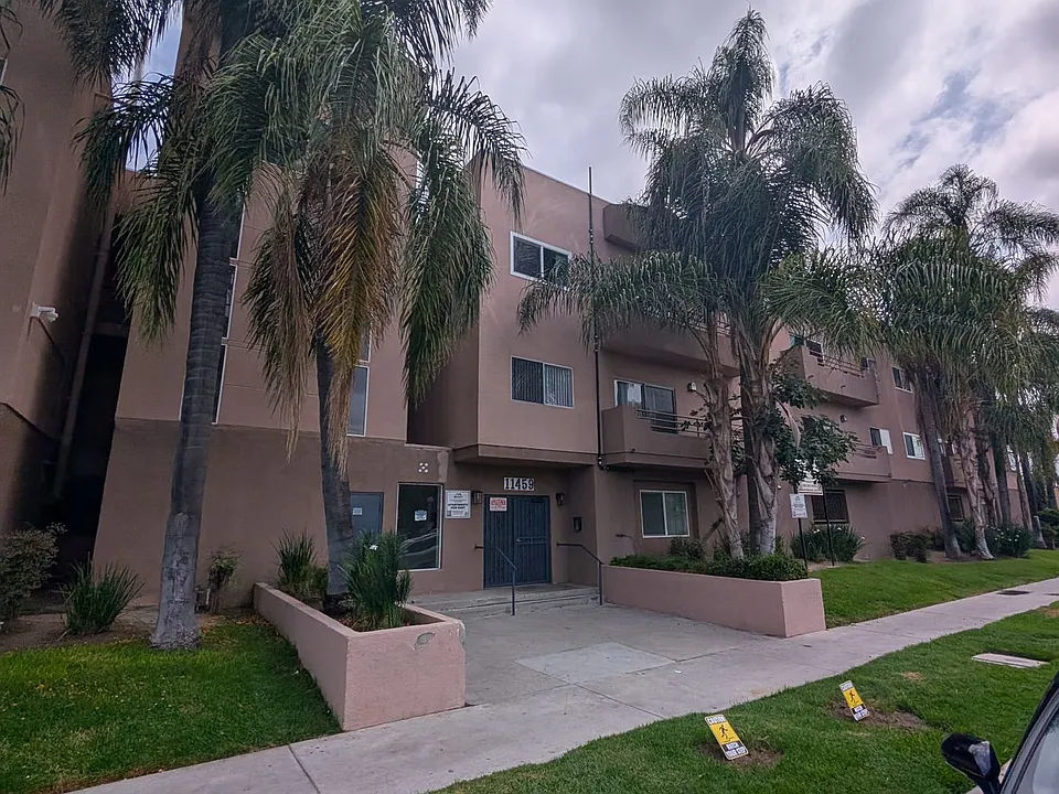 11459 COLLINS ST.
