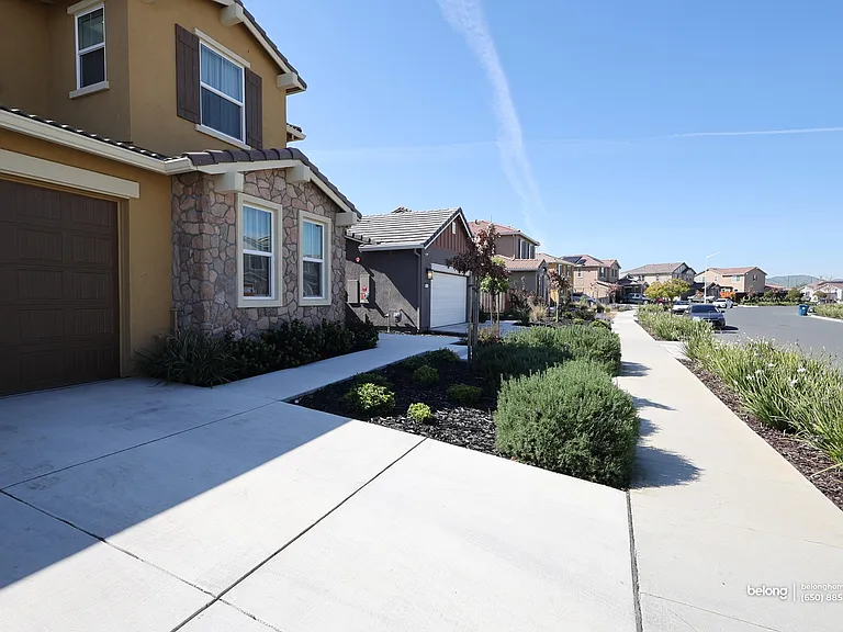 5446 Trimonti Cir — Photo 25