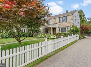 4 Lowrys Ln, Bryn Mawr, PA 19010