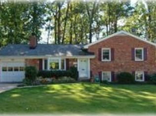 7611 Long Pine Dr, Springfield, VA 22151