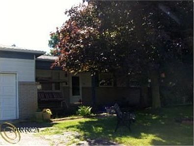 1st image of 2569 Freeman Dr