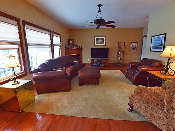 4th image of 73 Grand Harbor Dr