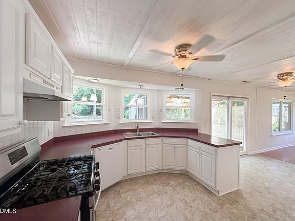 2nd image of 5401 Bentgrass Dr