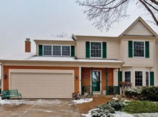 1701 Cedar Glen Dr, Libertyville, IL 60048