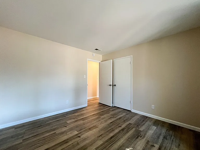 4412 Moffitt Dr — Photo 17