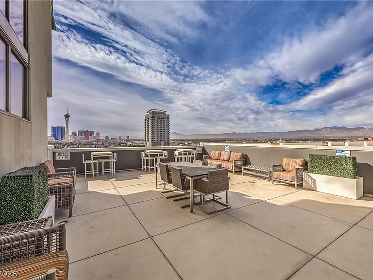 353 E Bonneville Ave #511 — Photo 31