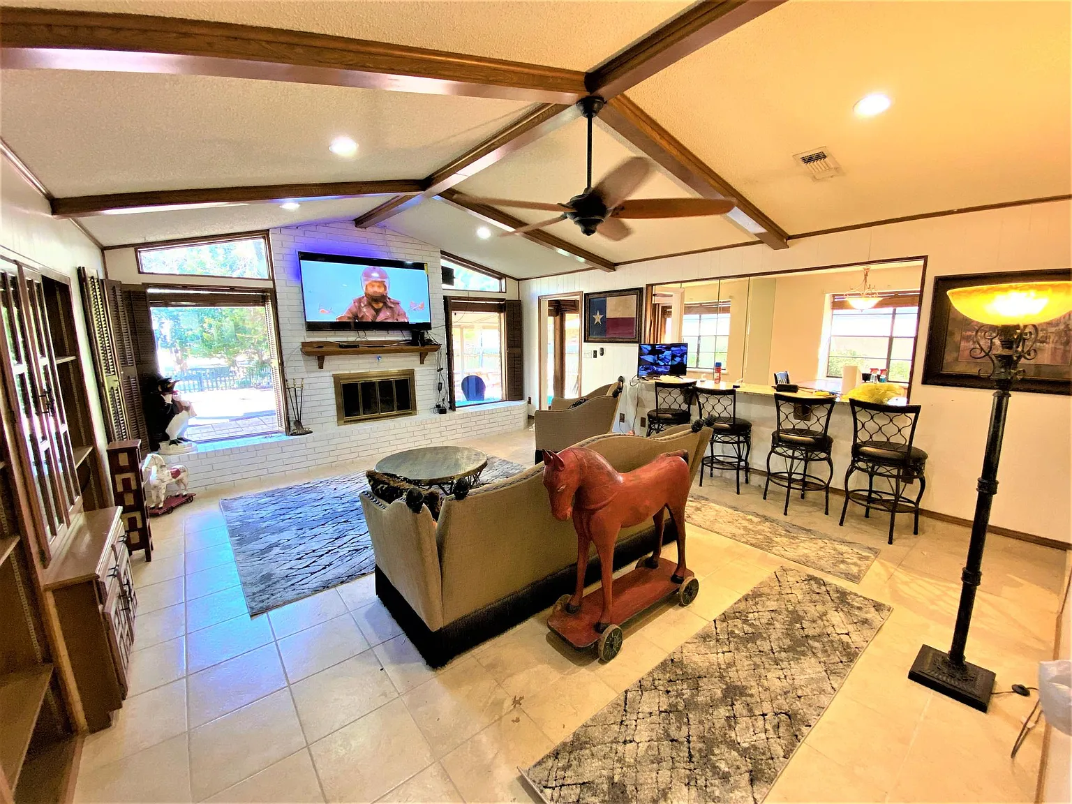 3 bed, 2804 sqft, $5,500 — Photo 1