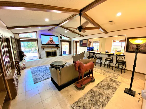 847 Middle Run Ct, Duncanville, TX 75137