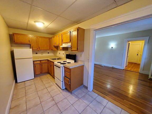 5th image of 15 Linnaean St APT 12