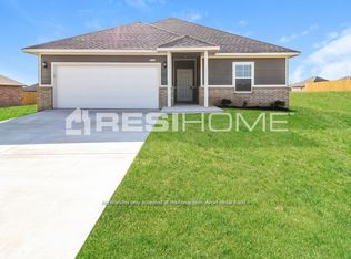 8161 Lakeside Dr, Edmond, OK 73034