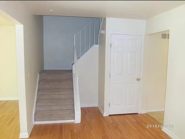 3624 Old Creek Rd — Photo 6