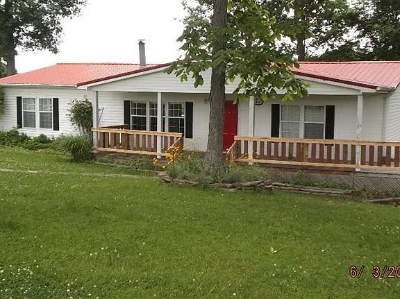 2nd image of 416 Franklin Ln