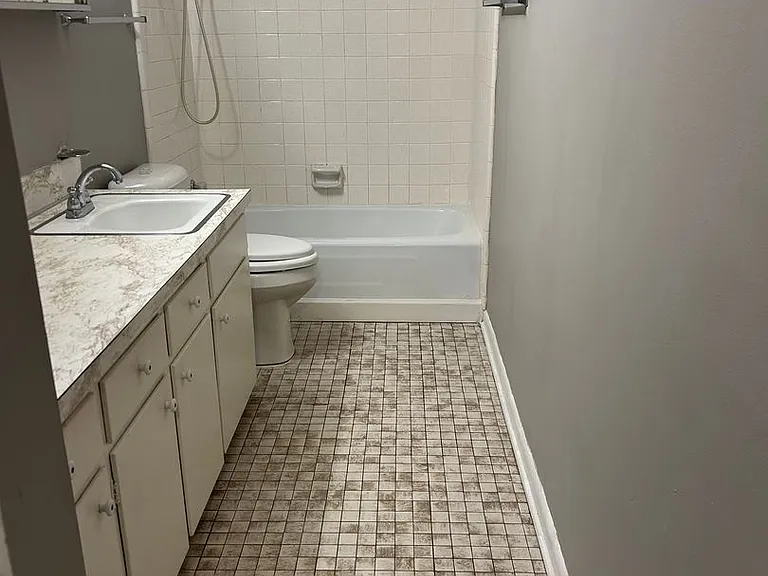 4805 Hickory Ave — Photo 5