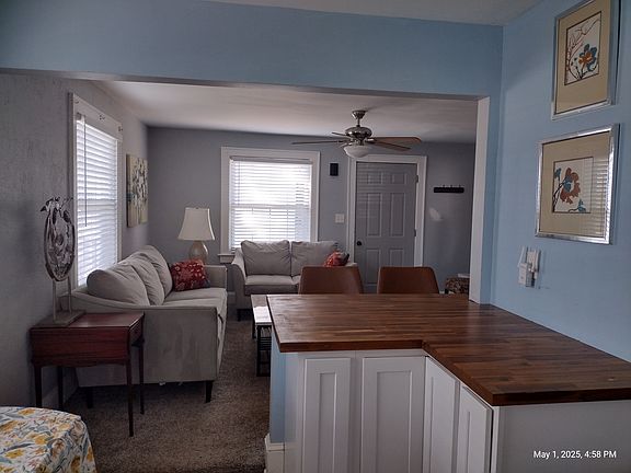 2nd image of 218 W Balview Ave
