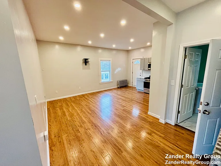 28 Wabon St #2 — Photo 9