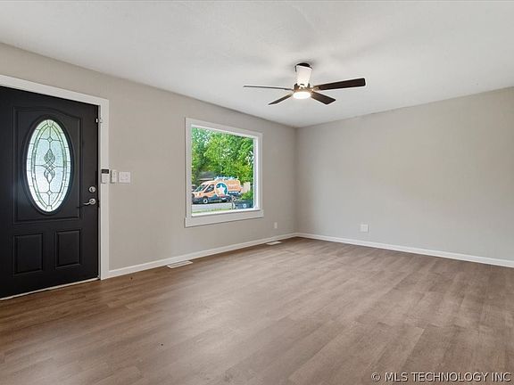 4th image of 5011 S 31st West Ave