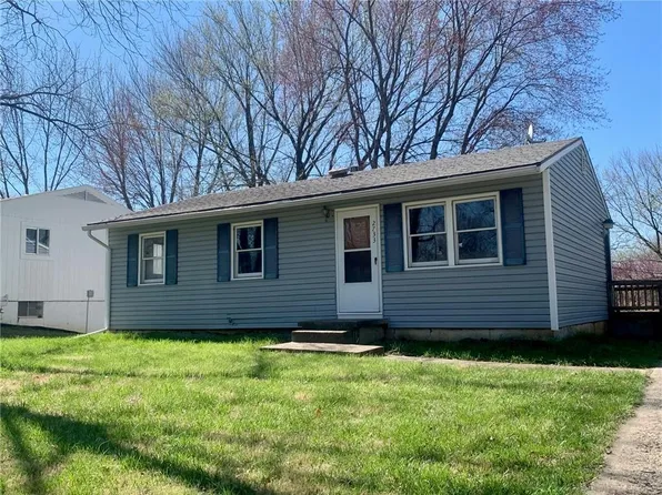 2733 Bonanza St, Lawrence, KS 66046