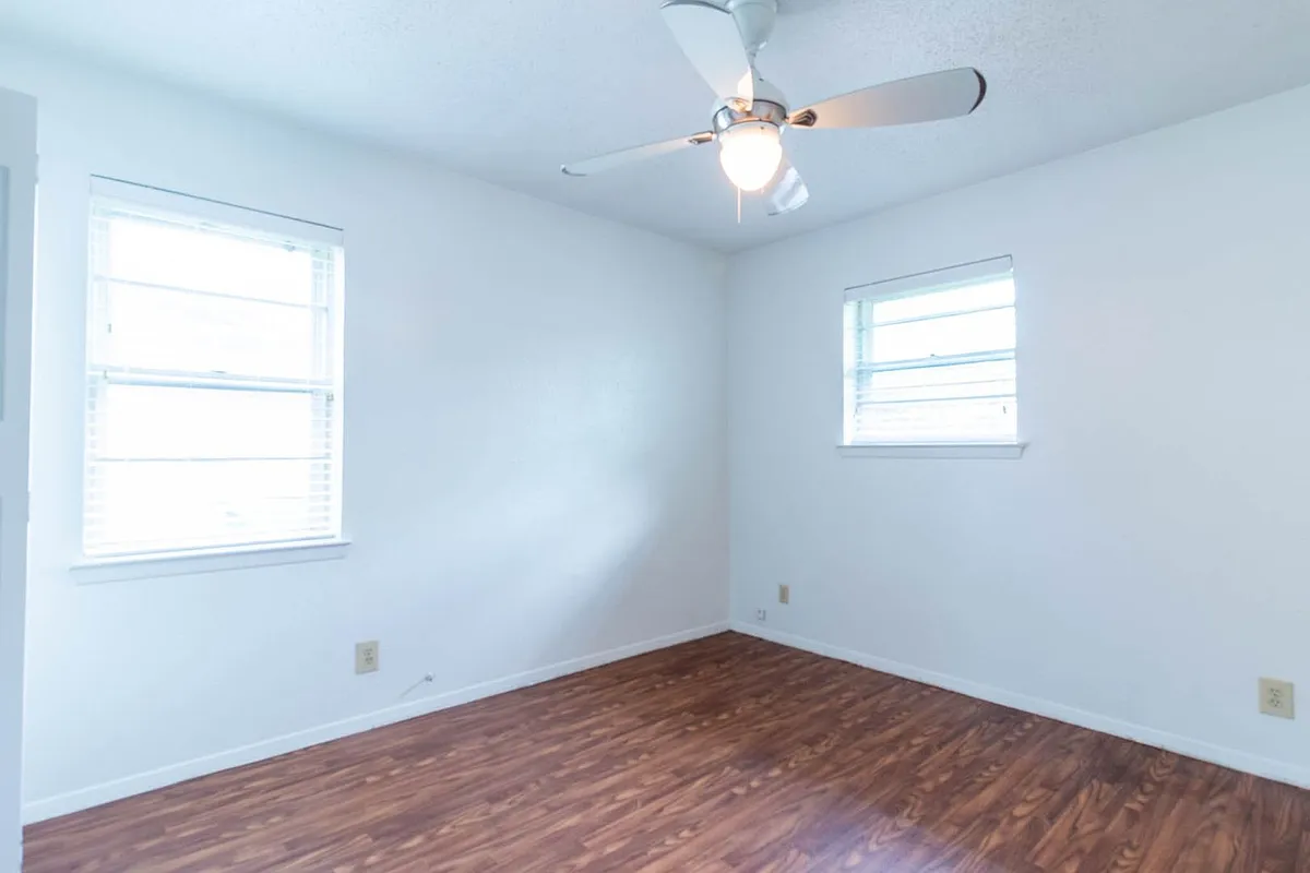 Building Photo - 3503 Oriole Ln