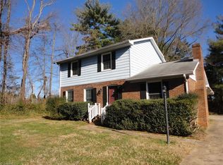 1155 Jonestown Rd, Winston Salem, NC 27103