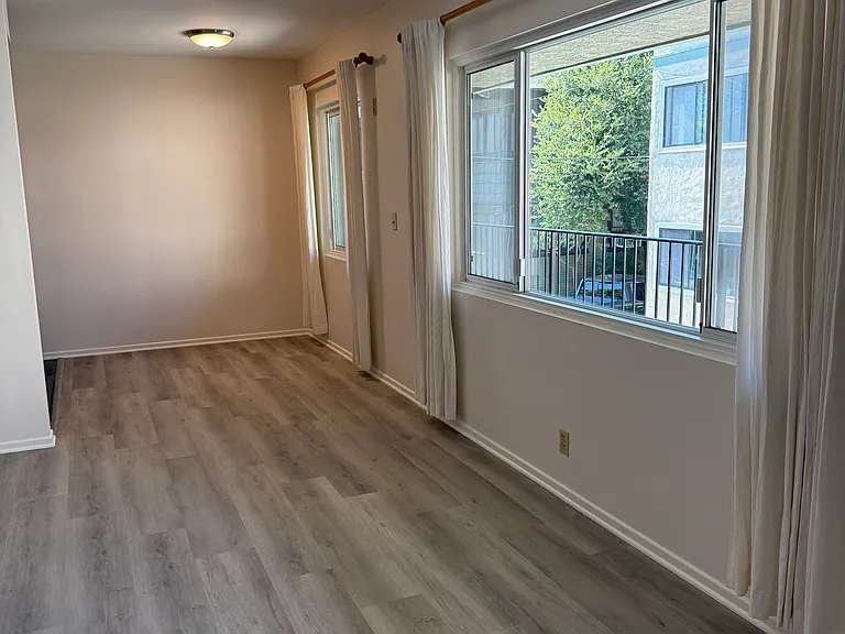 636 E California Blvd #5 — Photo 6