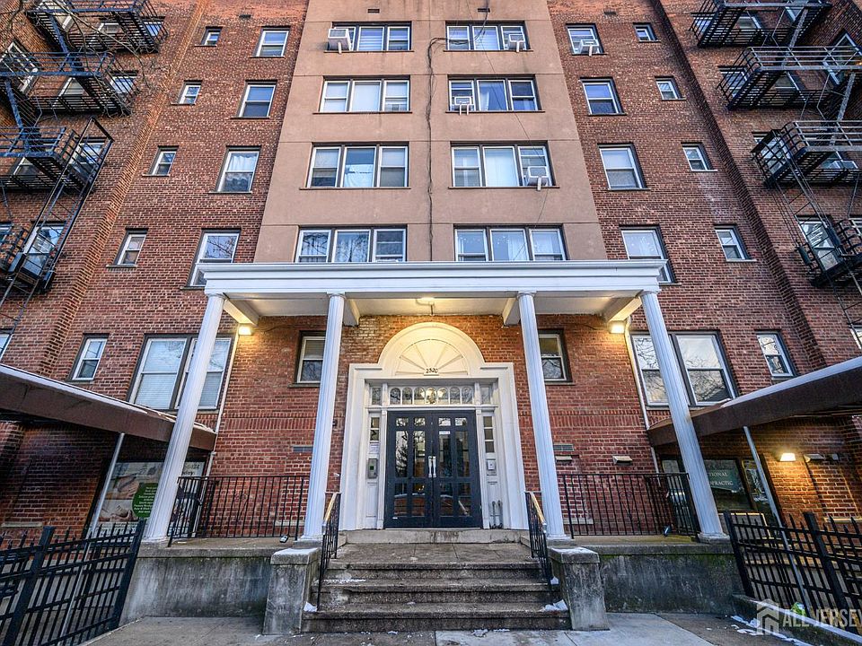 1st image of 2520 John F Kennedy Blvd