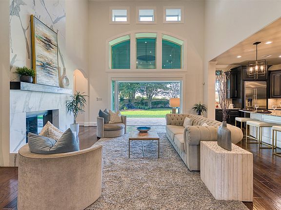 3rd image of 3903 Indigo Ct