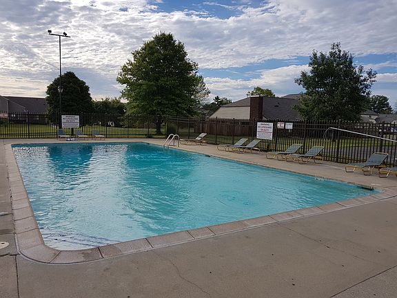 3rd image of 5937 Deerwood Ct