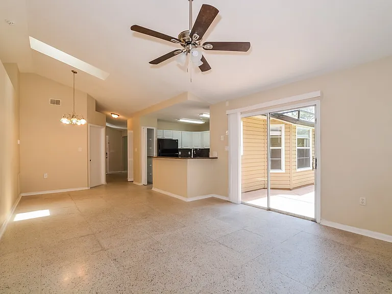 5010 Lighterwood Ct — Photo 4