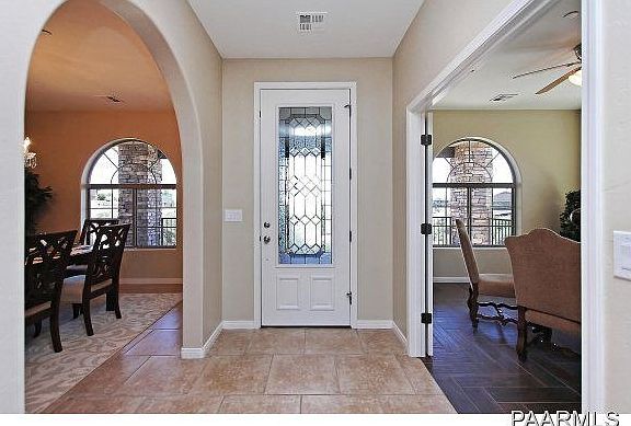 3rd image of 725 Sierra Nevada Dr #3