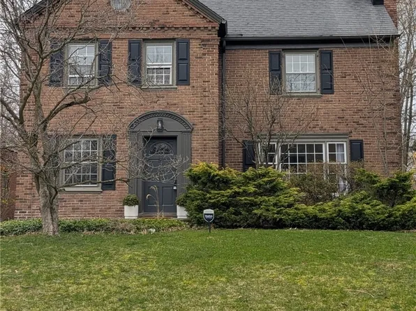 2563 Edgerton Rd, University Heights, OH 44118