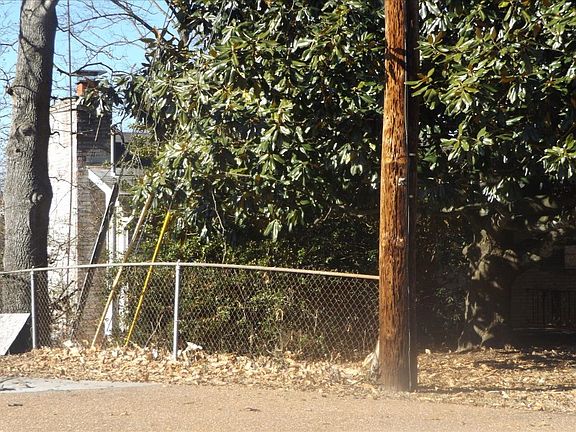 2nd image of 8004 W Cliff Dr